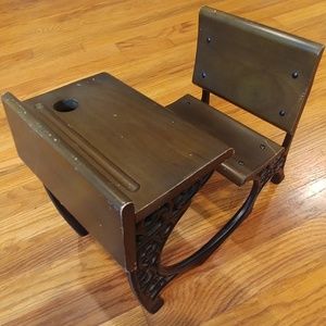 American Girl Samantha's Desk RETIRED